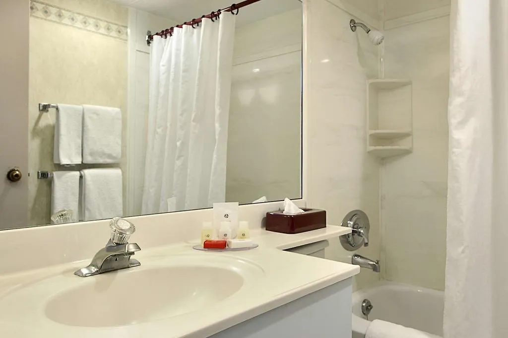 Edmonton Inn And Conference Centre 3*,  Canada