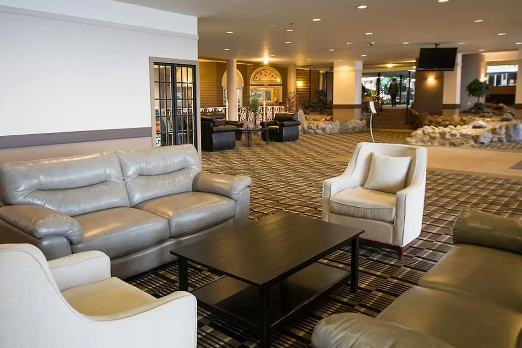 Edmonton Inn And Conference Centre 3*,