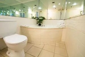 Edmonton Inn And Conference Centre Hotel