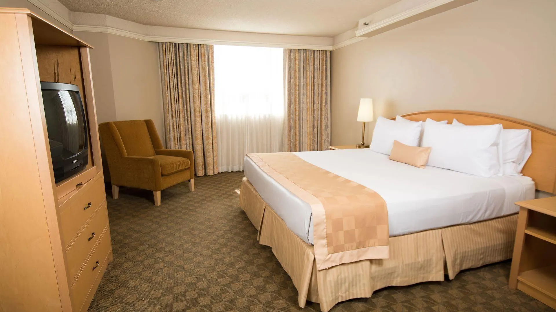 Edmonton Inn And Conference Centre 3*,